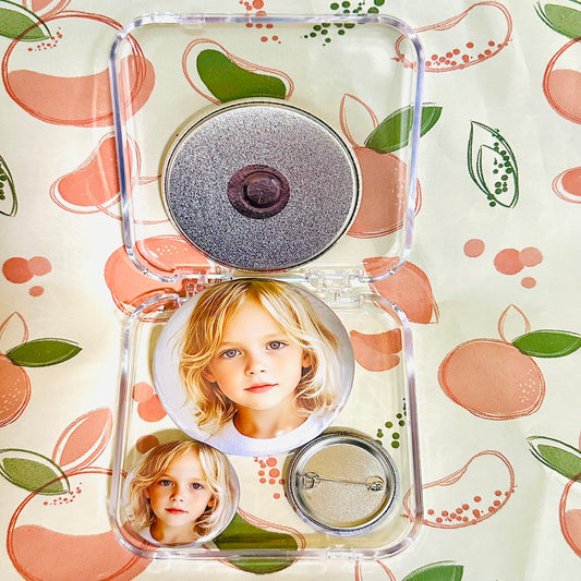 Lot de 4! – 2 magnets + 2 badges à épingle